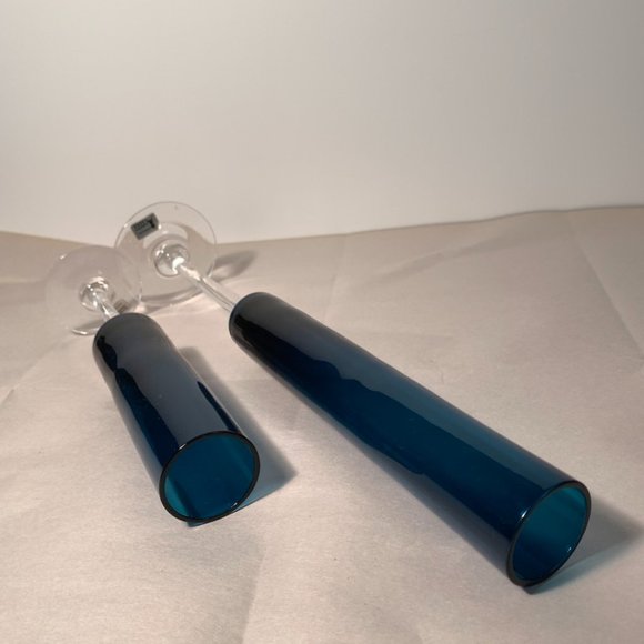 Two Gorgeous long-stemmed glass Vases, sizes 8" and 12", Marine Blue - Picture 5 of 10